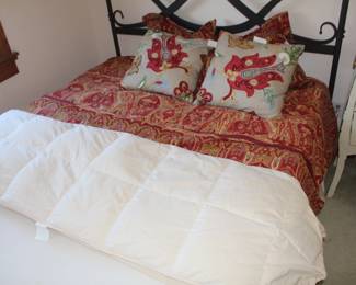 Beautiful bedding.