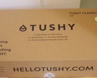 Tushy Classic 3.0 toilet bidet.