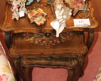 Stacking tables with Michal Negrin items.
