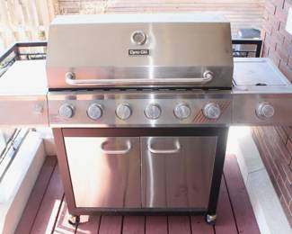 BUY IT NOW! $200.00. Dyna-Glo six burner gas grill with side burner.