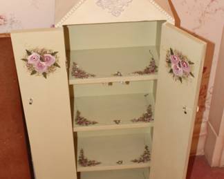 Small cabinet.