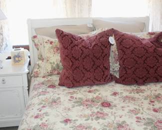 BUY IT NOW! $175.00.  Full size Lexington bed.