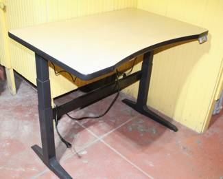 BUY IT NOW! $250.00.  WorkRite Ergonomics Logics-3-ok-wrk-360va-us electric adjustable sit/stand desk-table