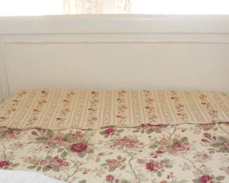 BUY IT NOW! $175.00.  Full size Lexington bed.