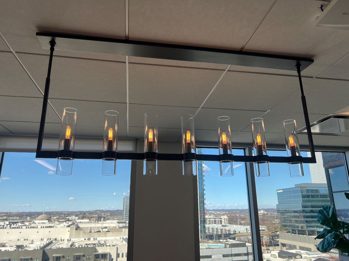 Restoration Hardware Chandelier
Buy now $600.00
Retail price $2161. Has been taken down