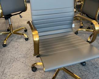 $100 each
17 total chairs for sale 11 high back 6 low back