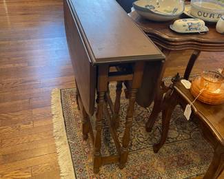 Drop Leaf table