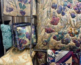 Lot 89: Seven Piece set of luxurious custom made king sized bedding
