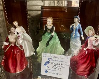 Lot 96: CHOICE LOT…5 Large Royal  Doulton Figurines