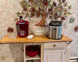 Kitchen Cart with Extensions and Storage