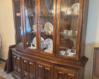 Ethan Allen China Cabinet