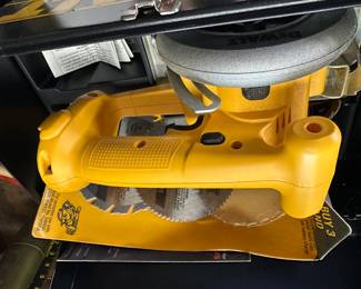 DeWalt Hand Held Circular Saw! Mint in the original black metal case!