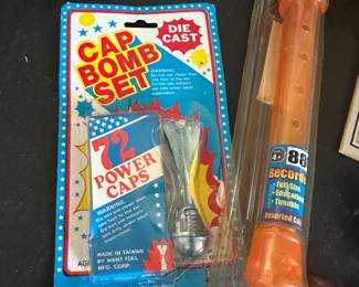 I used to have that Cap Bomb! EVERY kid in the 70’s did!