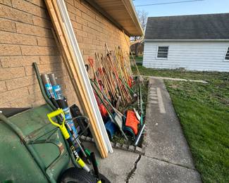 Here’s a full shot of all the gardening accessories behind the garage