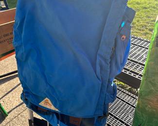 A VERY nice Kelty Back Pack! Looks like new!