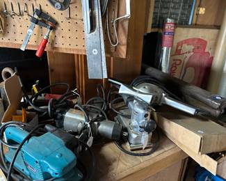 Lots of vintage hand tools here on the tool bench