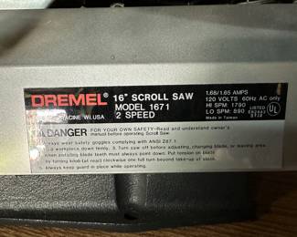 ABSOLUTELY MINT BRAND NEW UNUSED! Dremel Scroll Saw!