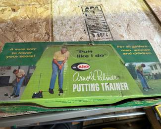 Vintage Arnold Palmer Putting Trainer in the original box!