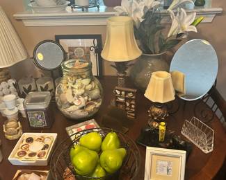 Coastal decor, fake pears, baskets, table and chairs