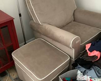 Swivel rocker ottoman