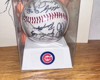Autograph Cubs baseball