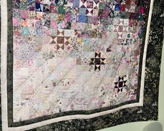 Wall hanging quilts