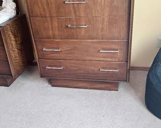 Lane mid mod dresser set