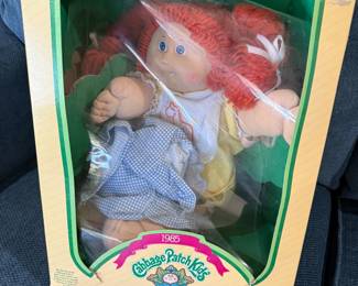 1985 Cabbage patch doll in box
