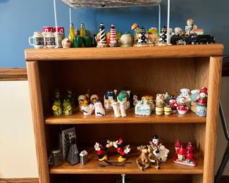 Salt & pepper shakers