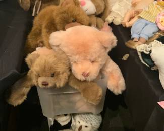 stuffed animals 