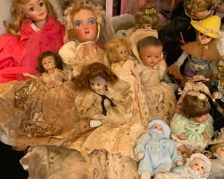 Doll and vintage toy collection