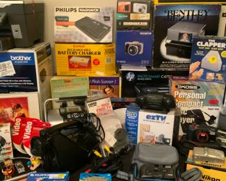 Keyboard piano, cameras