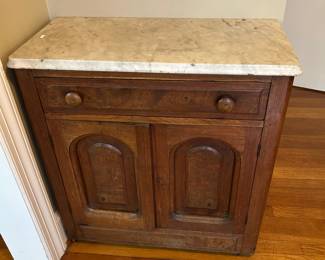 VICTORIAN WALNUT WASH STAND. $150.