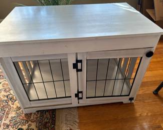INDOOR DOG CRATE. $45.