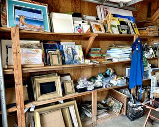 What a perfect place for an artist! Everything at a great price!