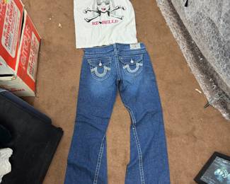 Sale Picture