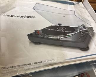 Audio-technica turntable 