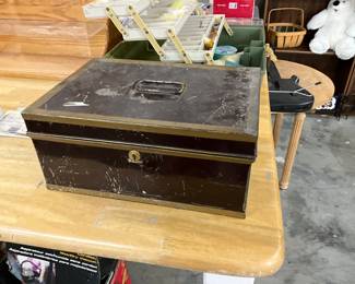 Vtg Metal Bankers Box