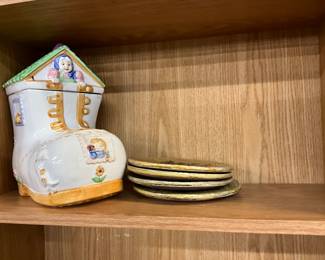 Old Woman in the Shoe Cookie Jar 