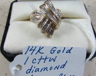 14K Diamond Dinner Ring