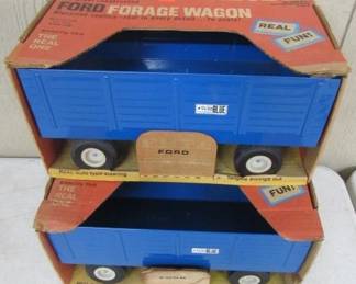 Ertl Ford Forage Wagons