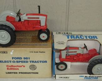 Ertl Ford Toy Tractors