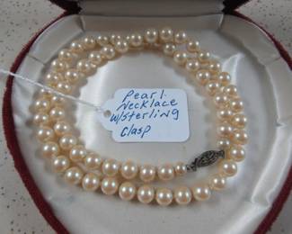 Pearl Necklace w/Sterling Clasp