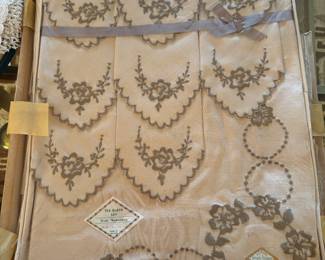 Linens 