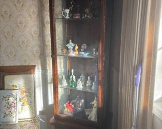 Display case 