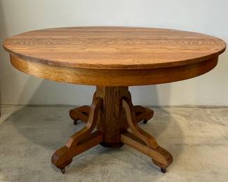 Round Oak Pedestal Dining Table, 2 Leaves