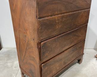 Period Lift Top Blanket Box