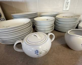 Valmont Saxony China Set