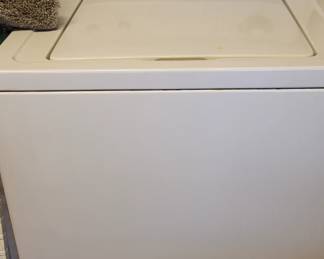 Whirlpool commercial quality high capacity 8 cycle washing machine