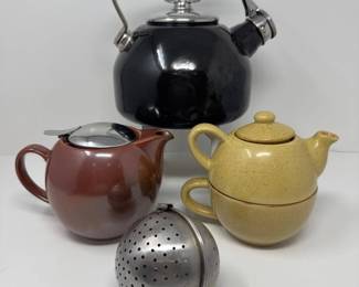 66 TeaLoversDreamBundleChantalBeehousePier1TeapotsInfuser